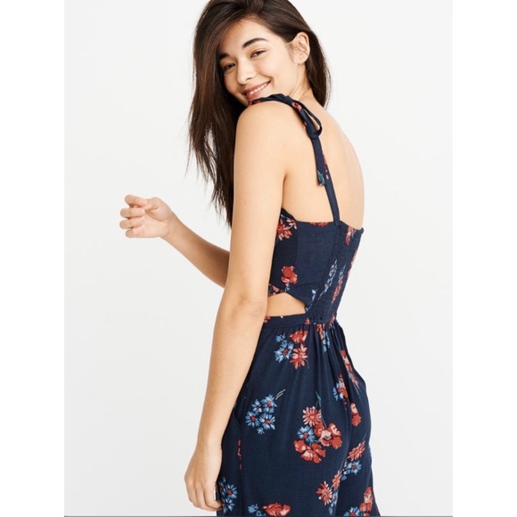 ABERCROMBIE JUMPSUIT - Picture 2 of 7